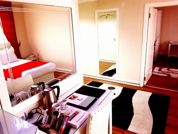 Business Park Hotel image 26