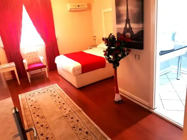 Business Park Hotel 6